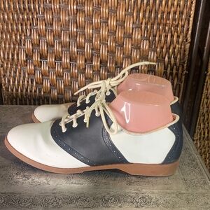 Vintage Predictions Black and White Saddle Shoes Size 11